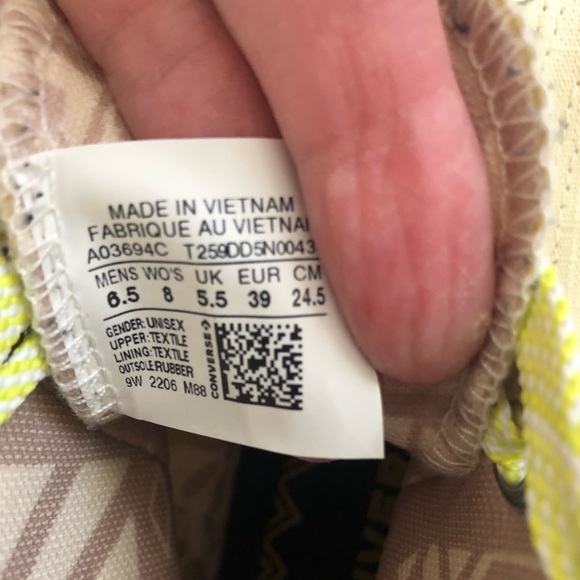 CONVERSE RUN STAR LEGACY CX MI GENTE MI ALGERIA
SIZE PLEASE REFER TO PICTURES - Picture 4 of 8